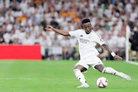 弗兰克：防守型教练？我带的队进球挺多的；庆幸自己不碰社媒